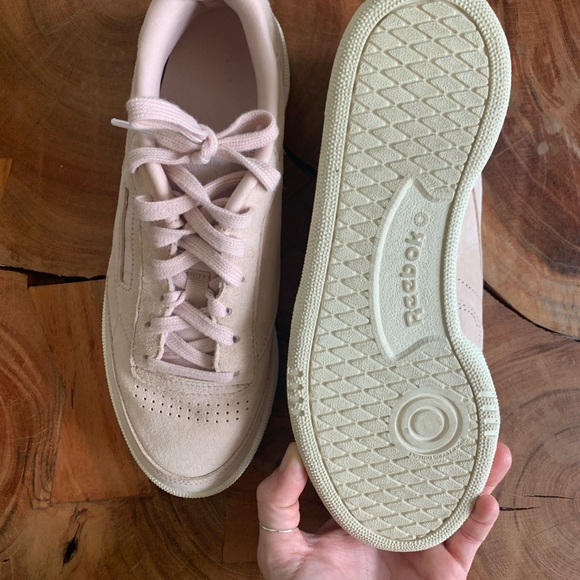 Classic Vintage Reebok’s - Picture 10 of 10